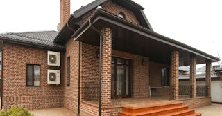 Строительство домов из кирпича с мансардой в Чапаевске | от 3661 рублей